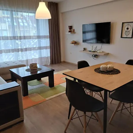 1 Apartament *